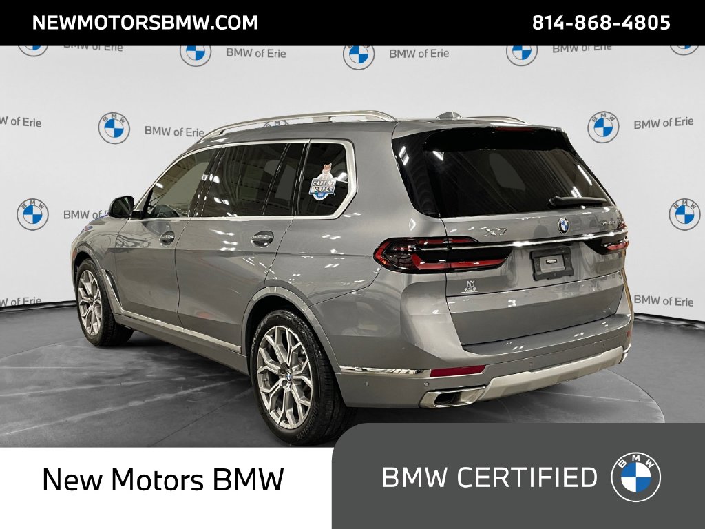 2024 BMW X7 photo 3 of 19