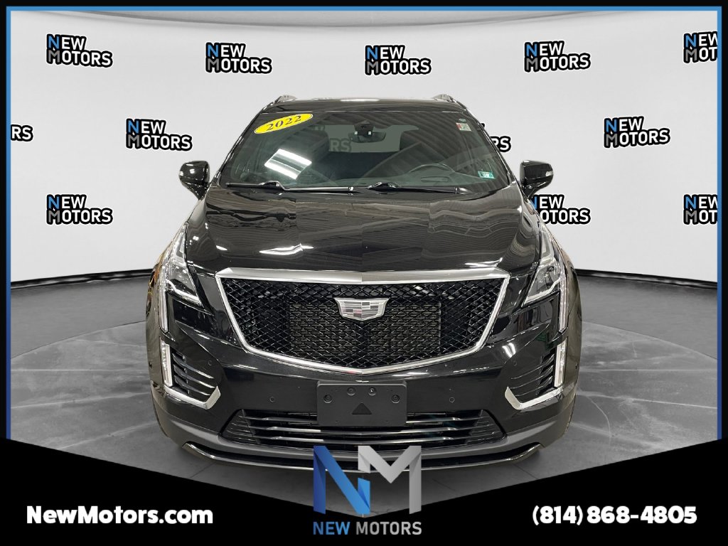 2022 CADILLAC XT5 photo 8 of 17