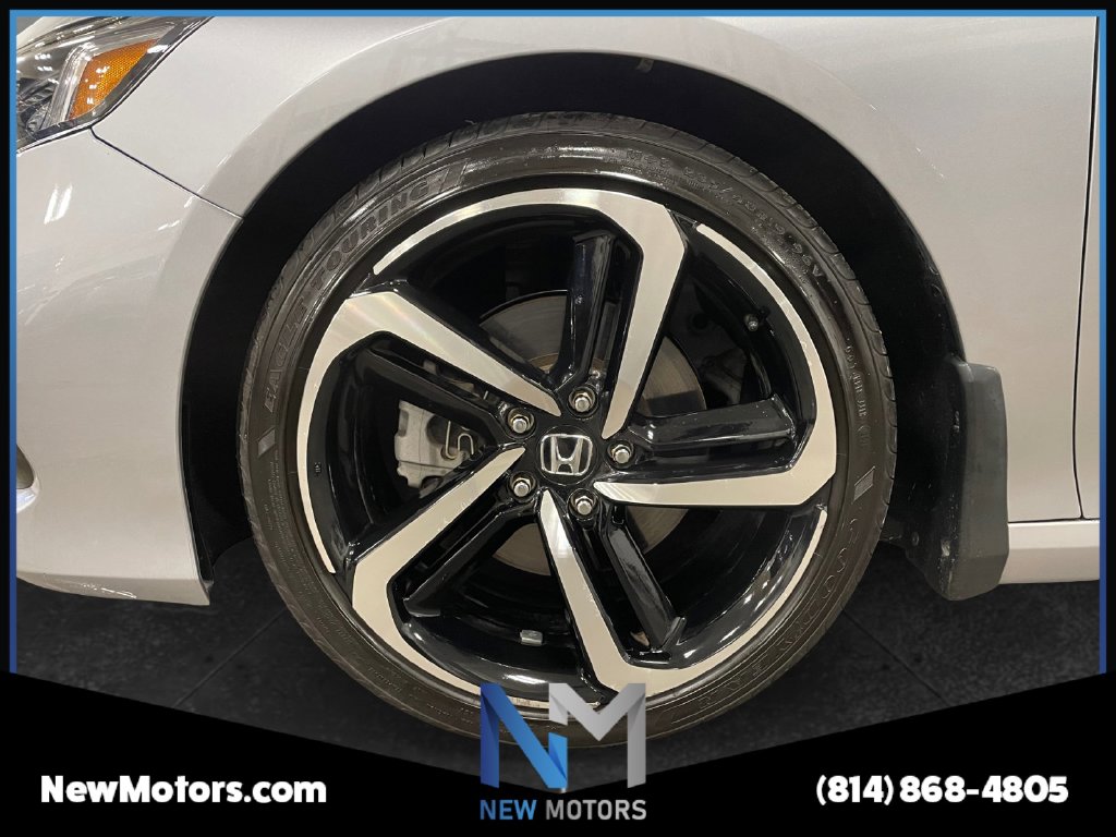 2022 Honda Accord photo 14 of 15