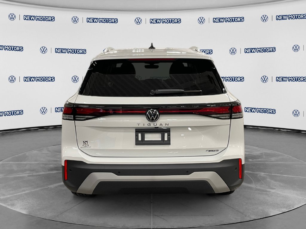 2026 Volkswagen Tiguan photo 4 of 15