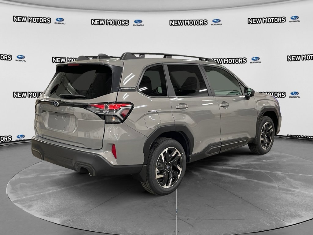 2026 Subaru Forester photo 6 of 18