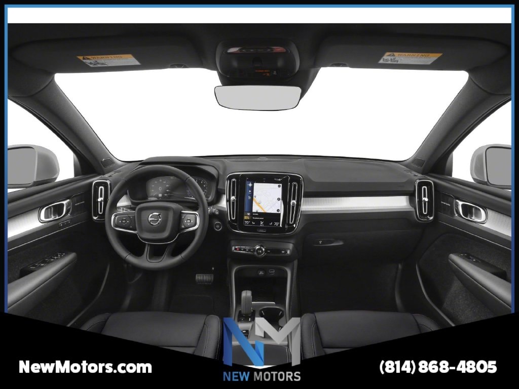 2020 Volvo XC40 photo 5 of 11