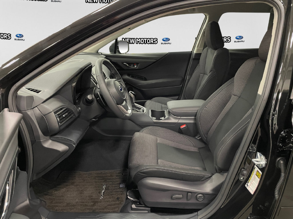 2025 Subaru Outback photo 9 of 15