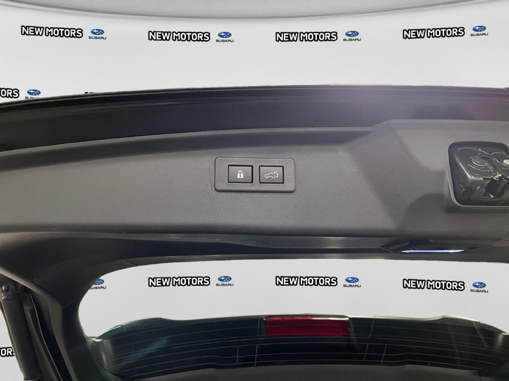 2025 Subaru Outback photo 17 of 17