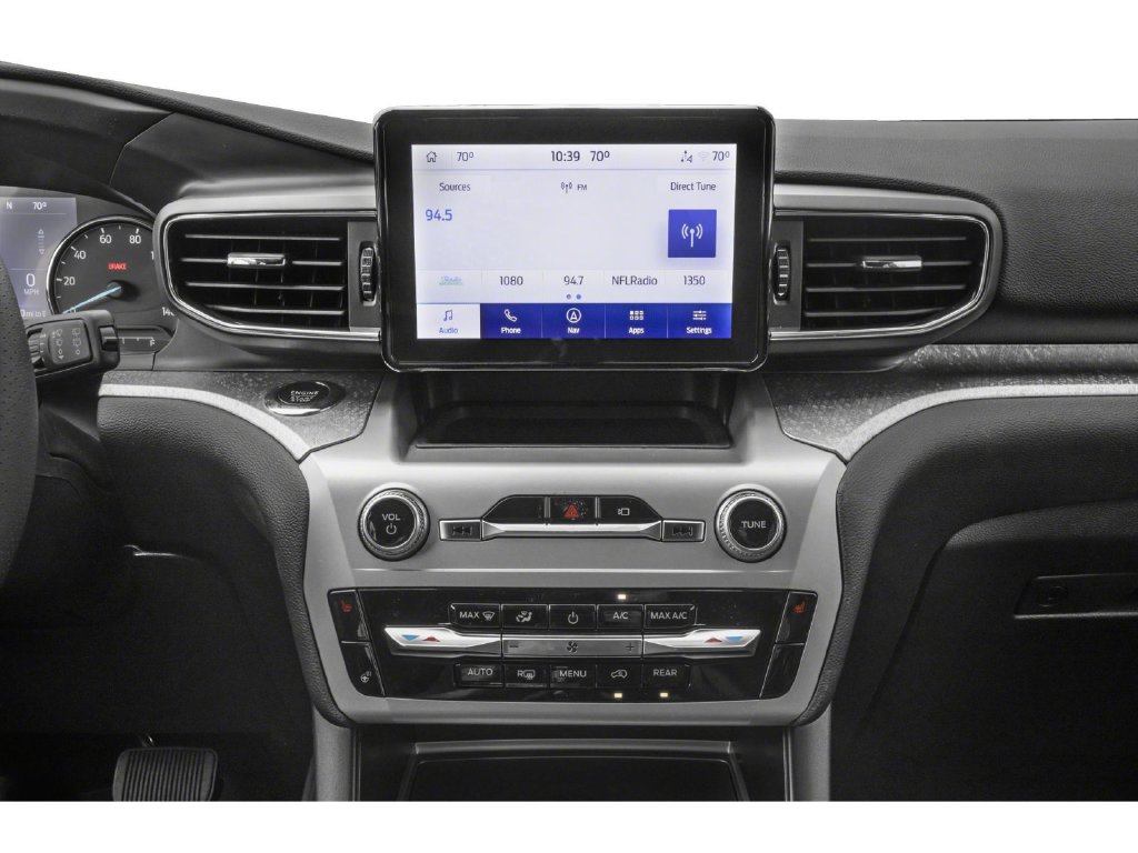2024 Ford Explorer photo 8 of 12