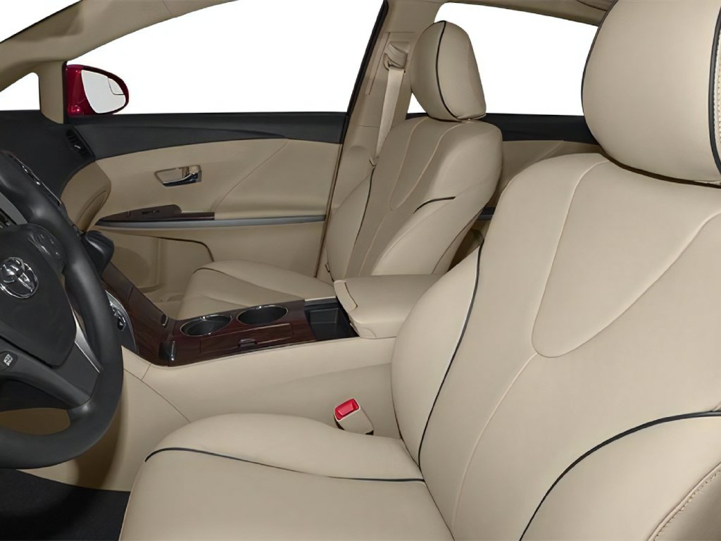 2013 Toyota Venza photo 6 of 14