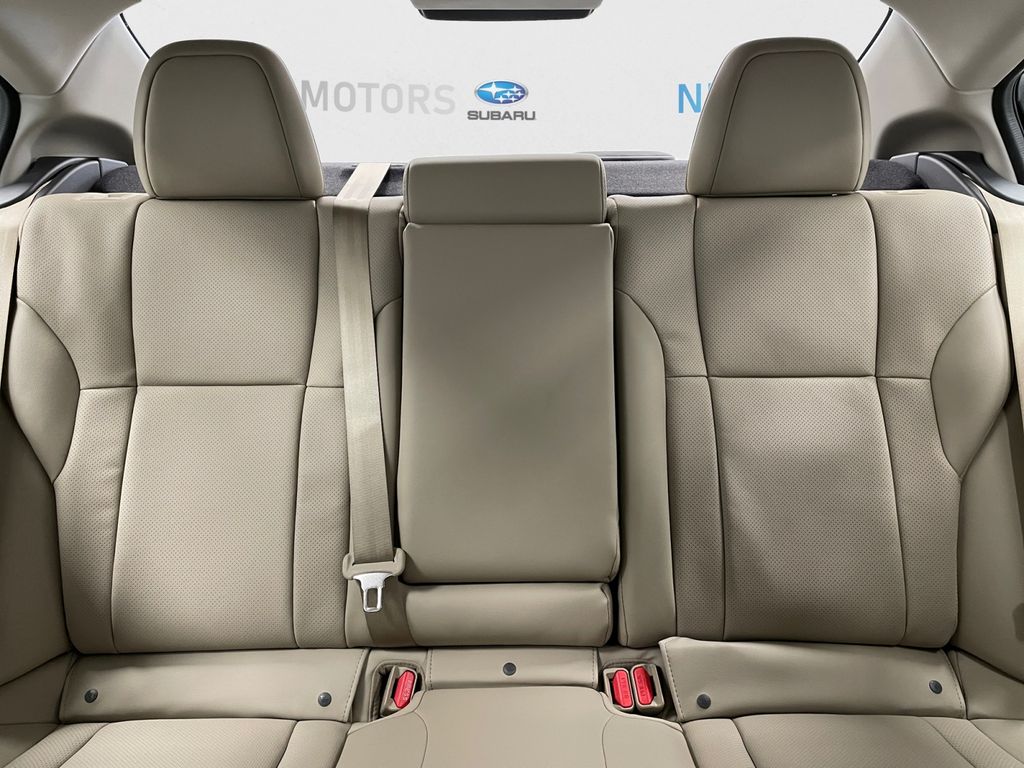 2025 Subaru Legacy Limited - Photo 16