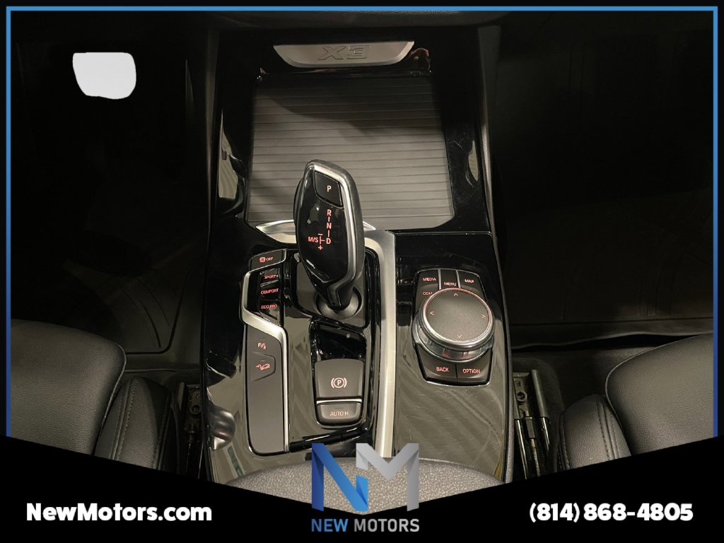 2021 BMW X3 photo 12 of 18
