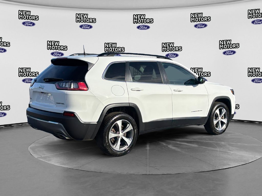 2022 Jeep Cherokee photo 5 of 16