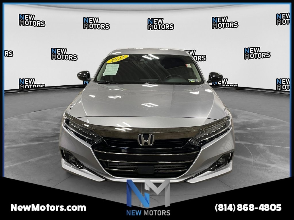 2022 Honda Accord photo 8 of 15