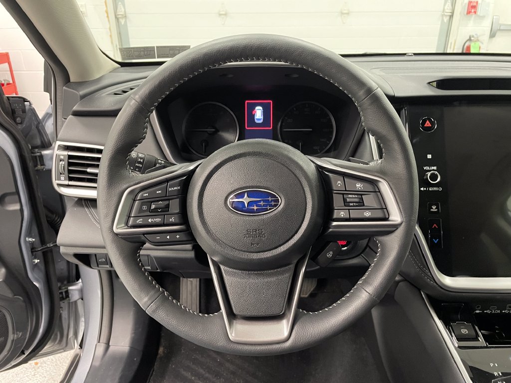 2025 Subaru Outback photo 7 of 14
