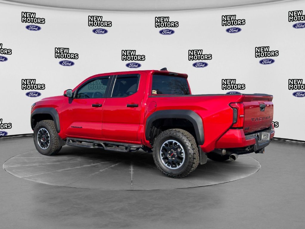 2024 Toyota Tacoma photo 3 of 16