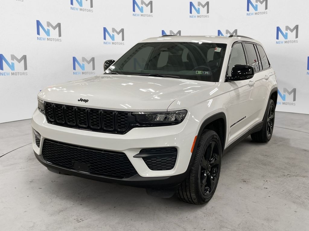 Certified 2023 Jeep Grand Cherokee Laredo SUV