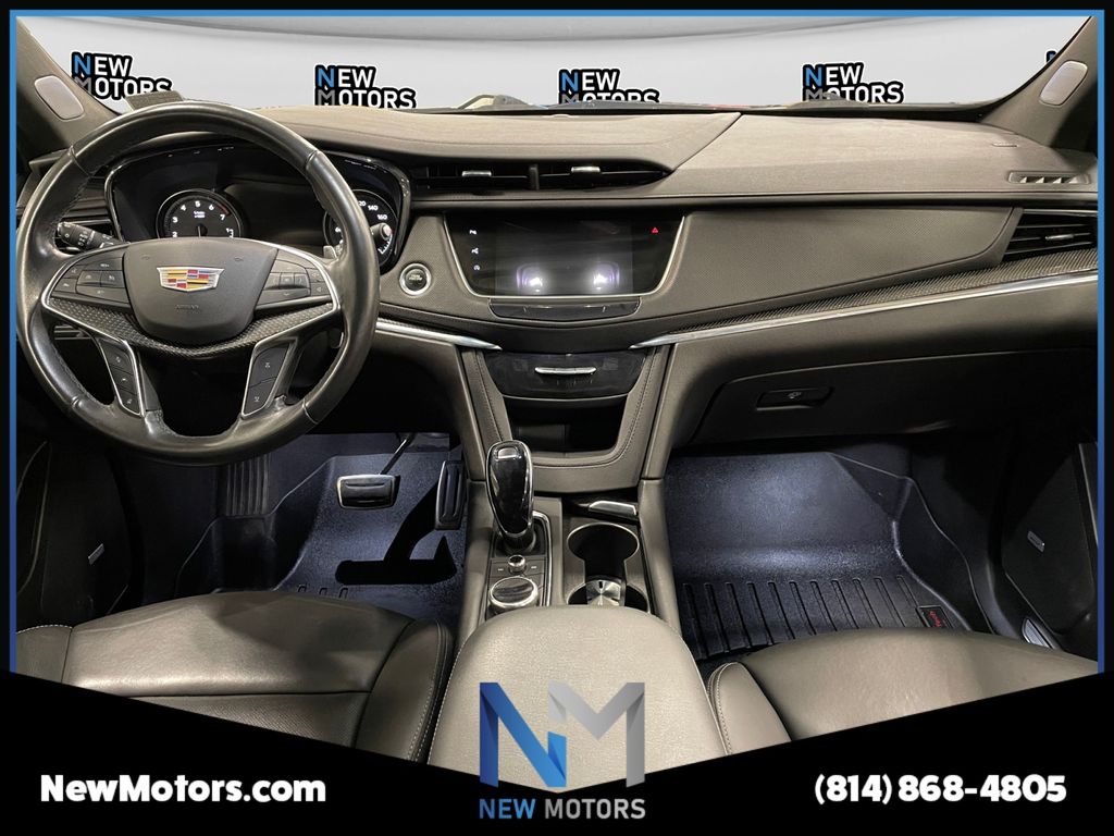 2022 CADILLAC XT5 Sport - 9