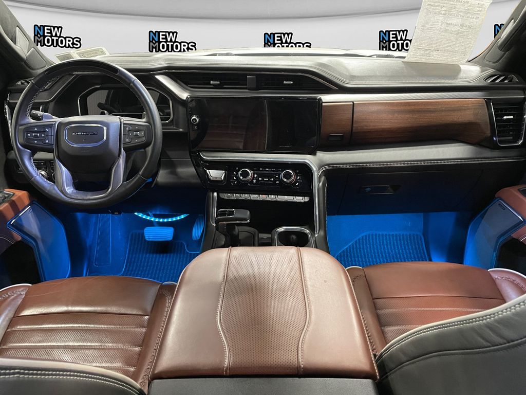 2025 GMC Sierra 1500 Denali Ultimate Titanium at New Motors