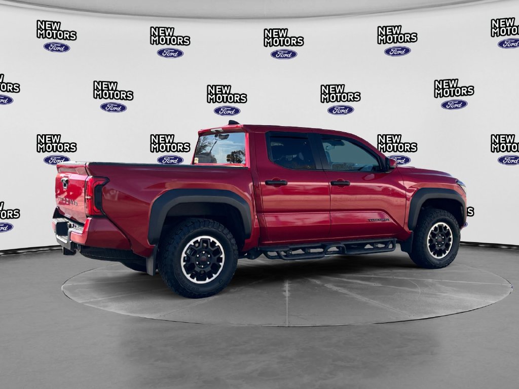 2024 Toyota Tacoma photo 5 of 16