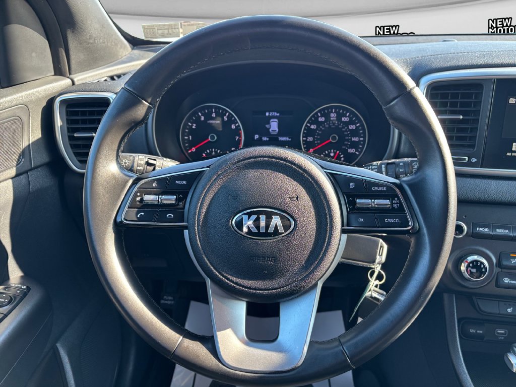 2021 Kia Sportage photo 13 of 16