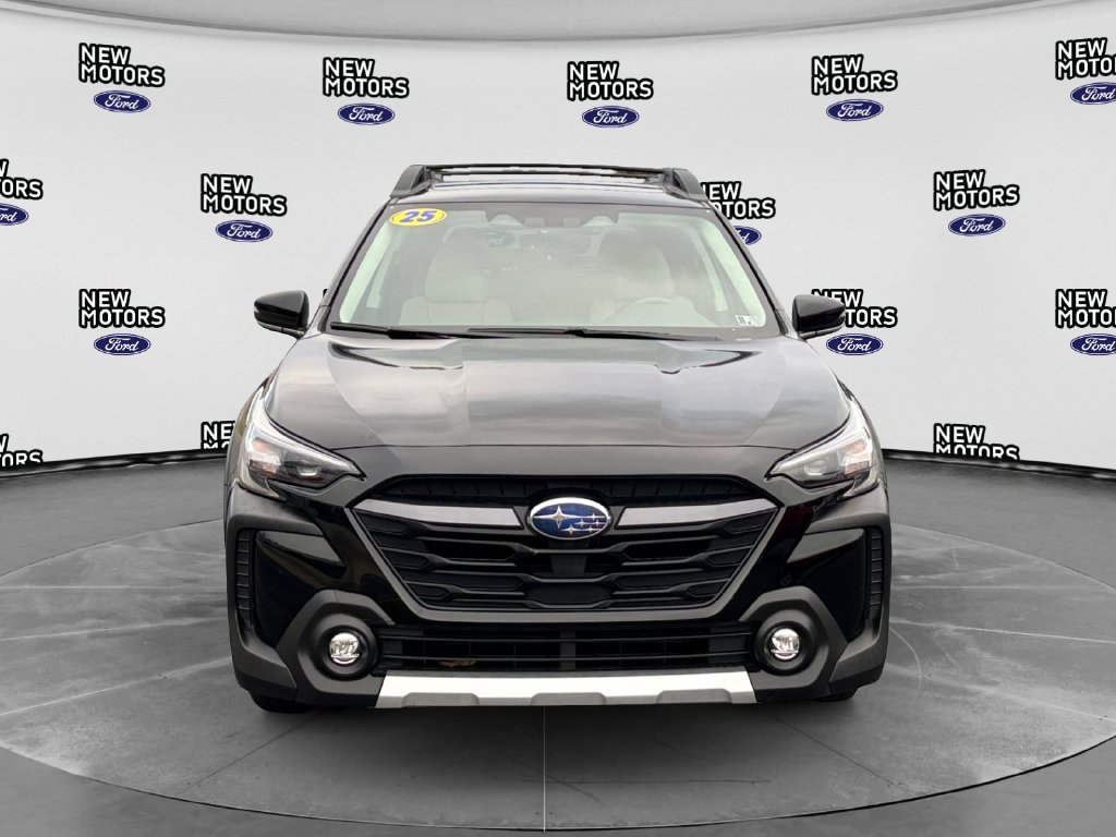 2025 Subaru Outback photo 8 of 15