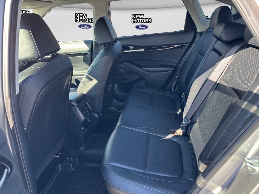 2022 Kia Seltos photo 14 of 16