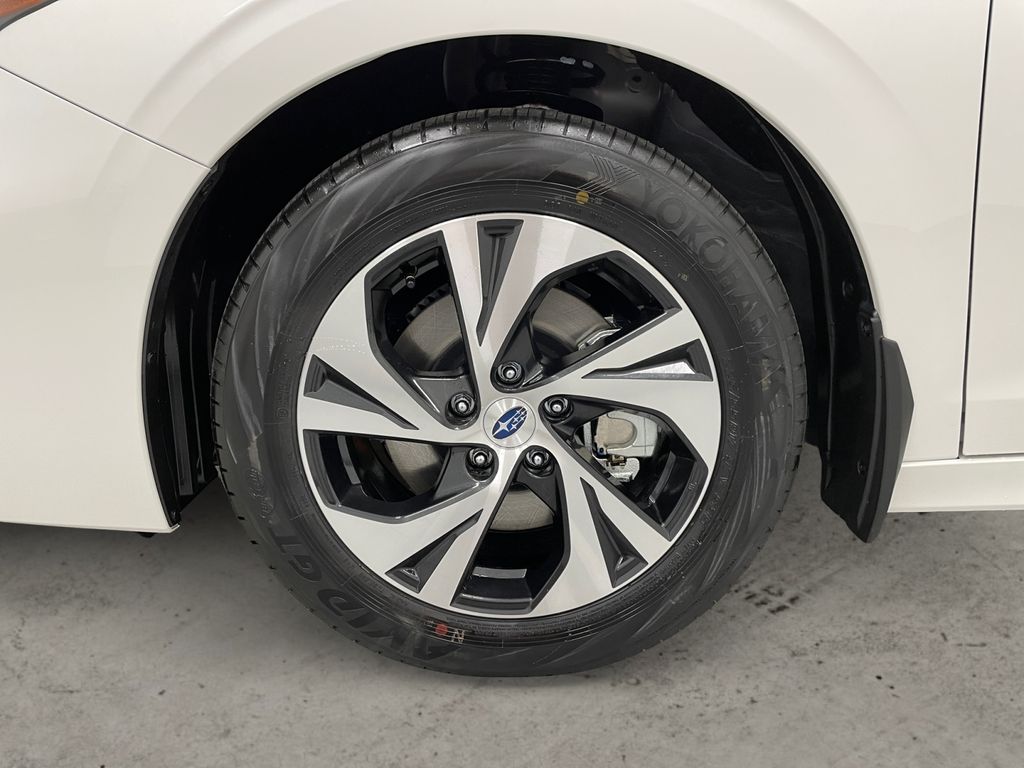 2025 Subaru Legacy Premium - Photo 17