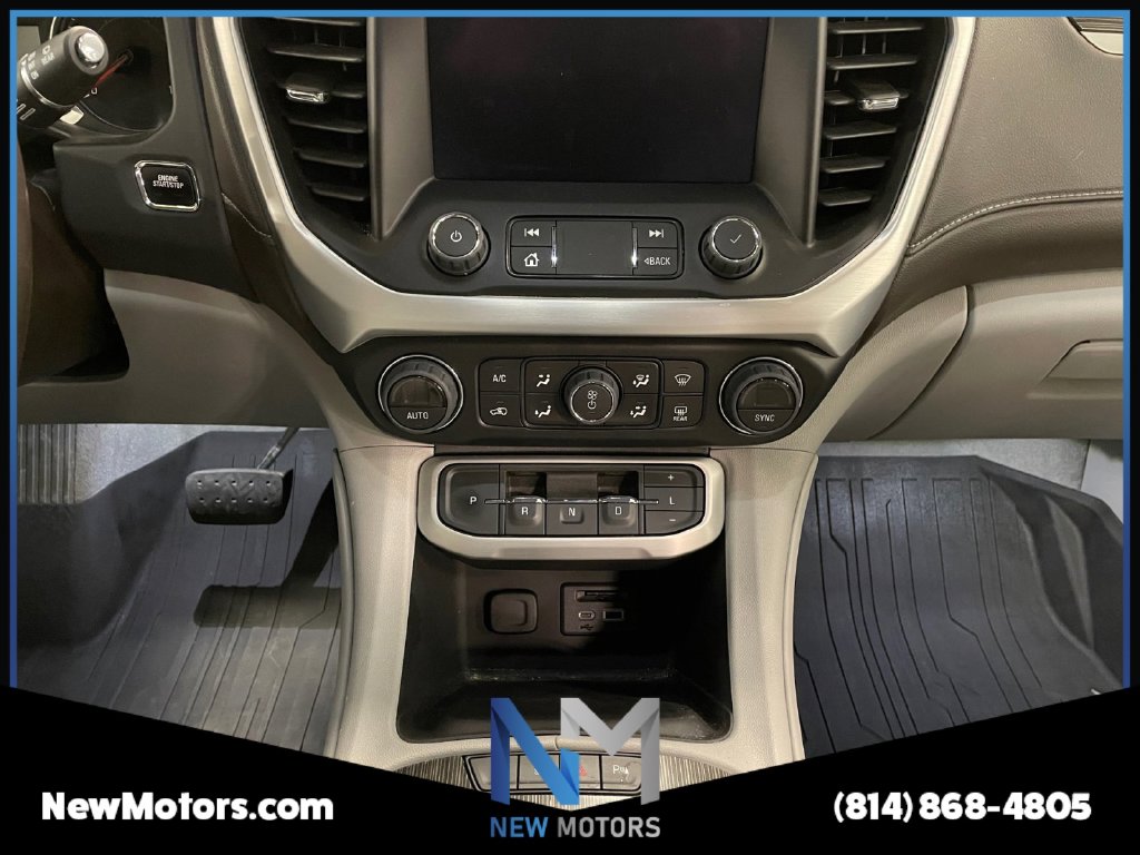 2023 GMC Acadia SLT Summit White at Auto Express Rt. 8