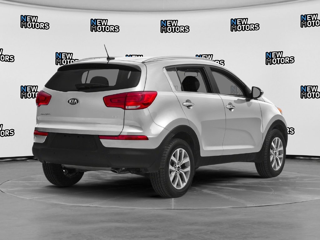 2016 Kia Sportage photo 2 of 14