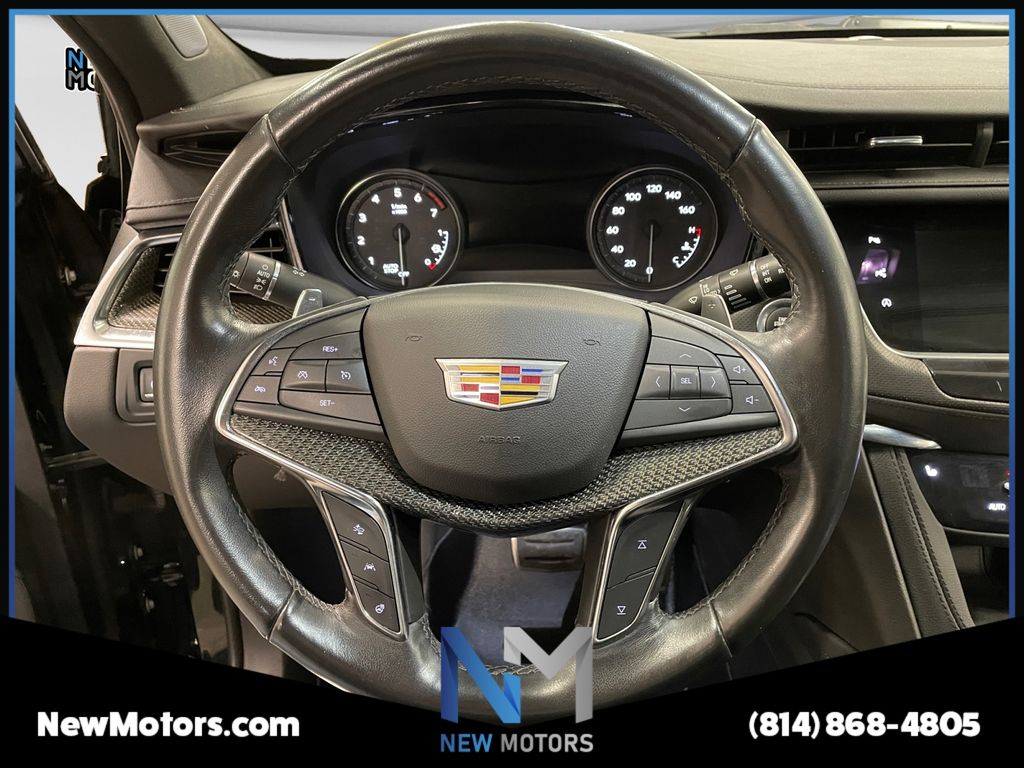 2022 CADILLAC XT5 Sport - 11
