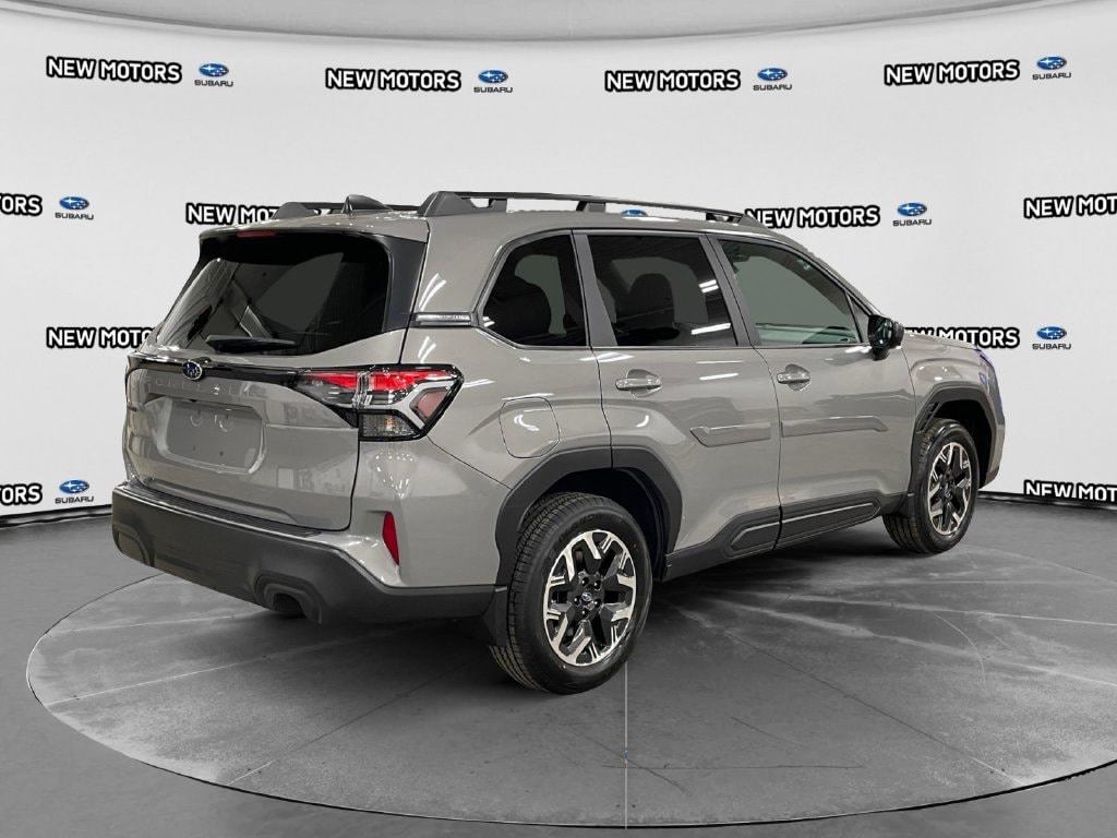 2026 Subaru Forester photo 6 of 18