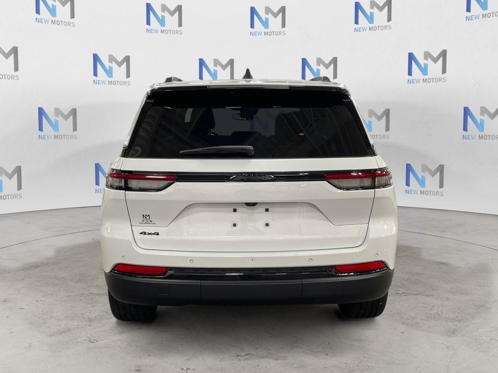 Certified 2023 Jeep Grand Cherokee Laredo SUV