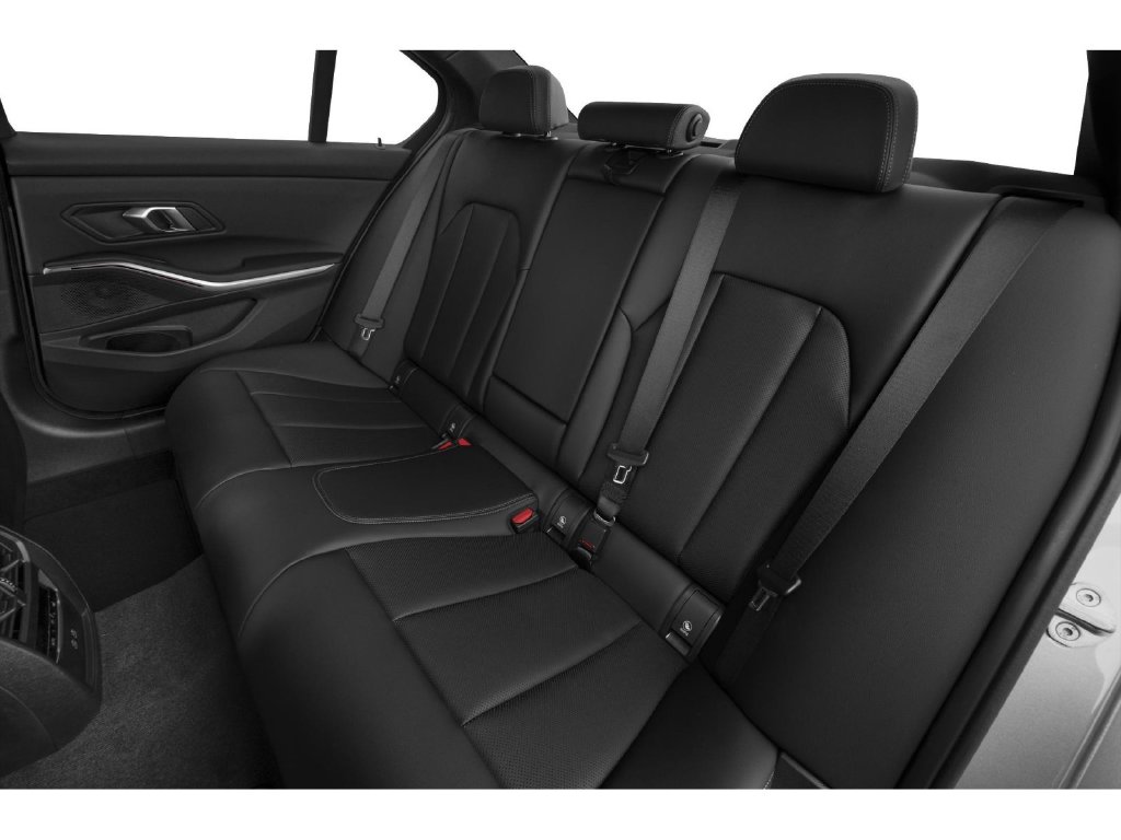 2026 BMW 3 Series photo 8 of 11