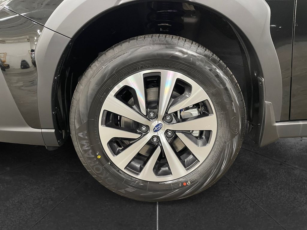 2025 Subaru Outback Premium Crystal Black Silica at New Motors