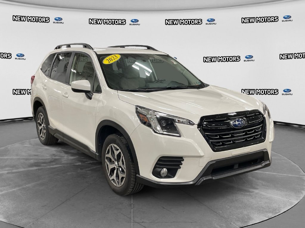 2023 Subaru Forester photo 7 of 17