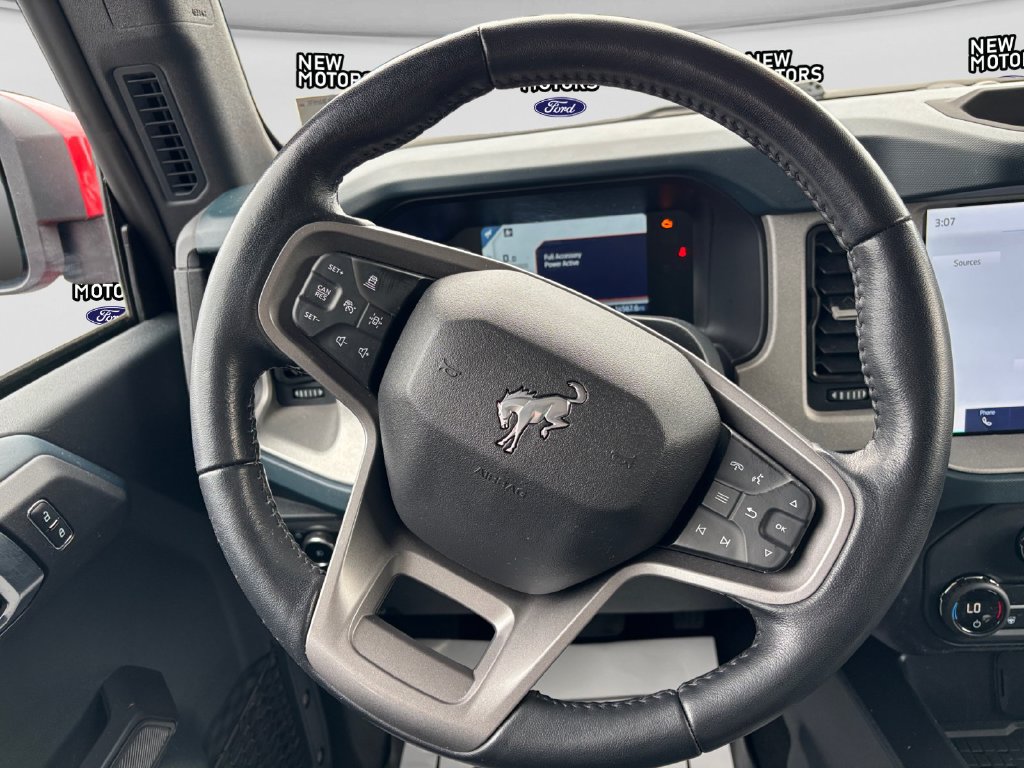 2024 Ford Bronco photo 13 of 16