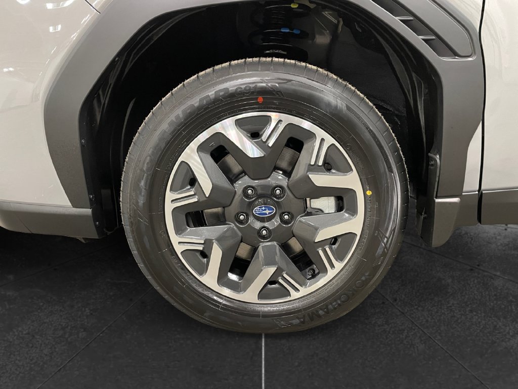 2026 Subaru Forester photo 17 of 18
