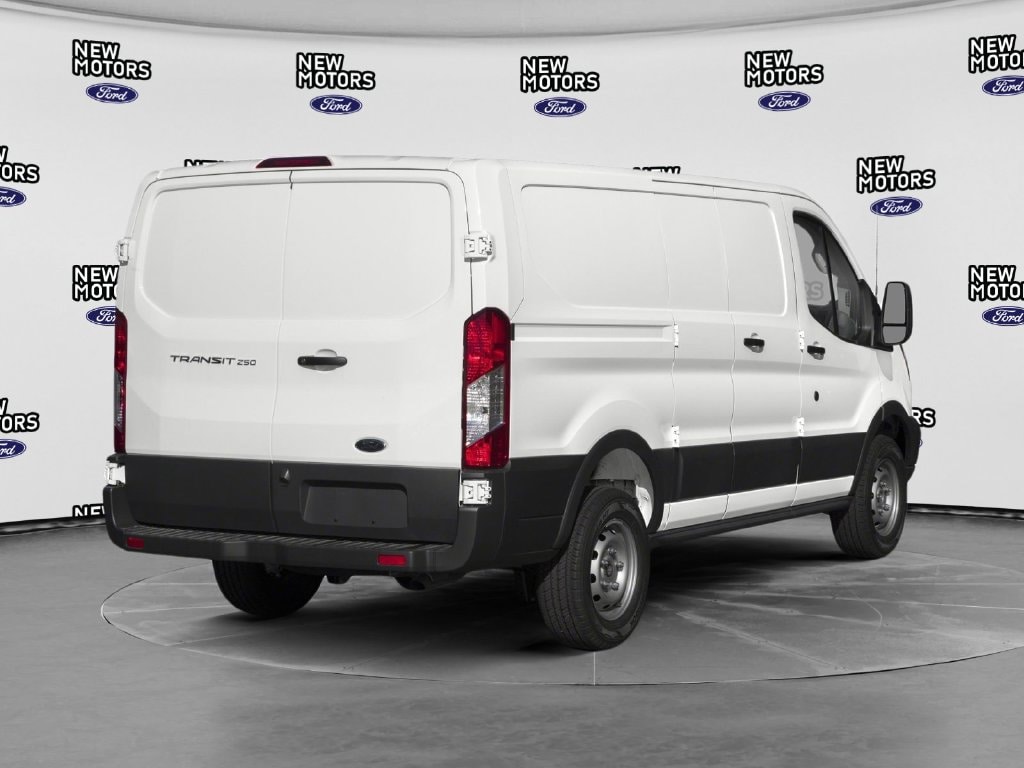 2018 Ford Transit-250 photo 2 of 10
