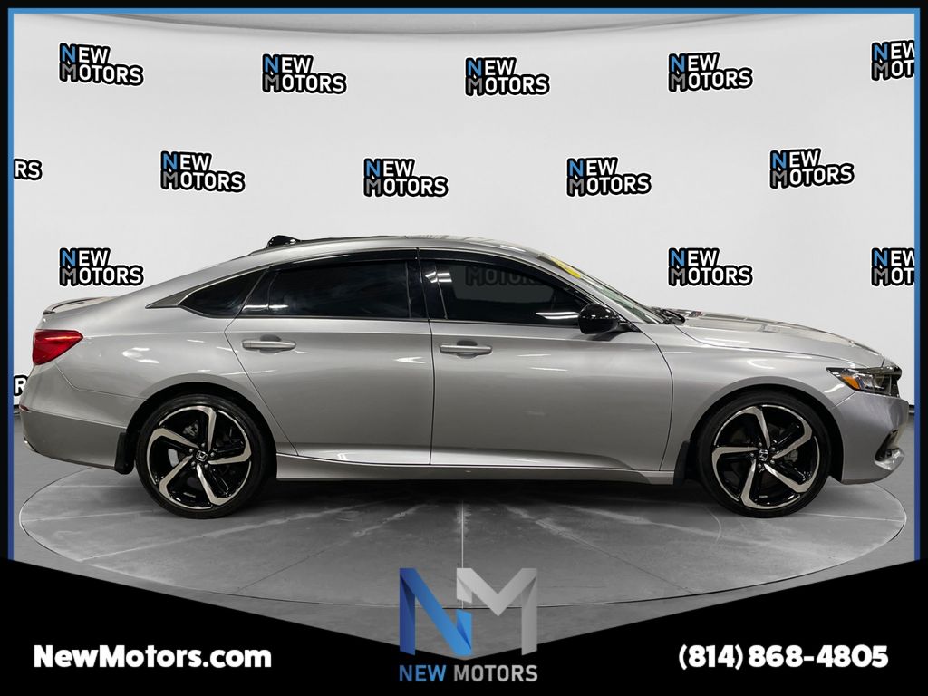 2022 Honda Accord Sport SE 1.5T Lunar Silver at New Motors