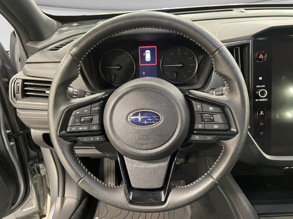 2025 Subaru Forester photo 12 of 17