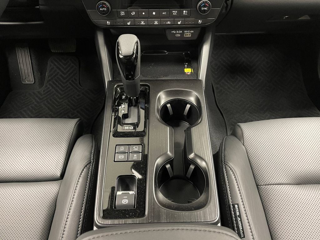 2026 Subaru Outback photo 12 of 16