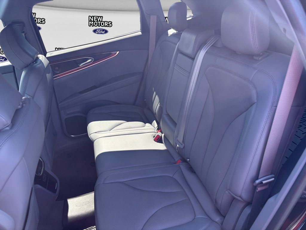 2021 Lincoln Nautilus Reserve - 11