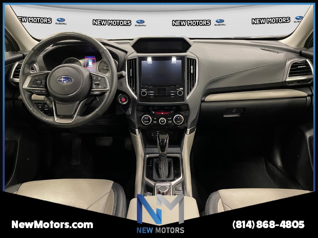 2023 Subaru Forester photo 10 of 17