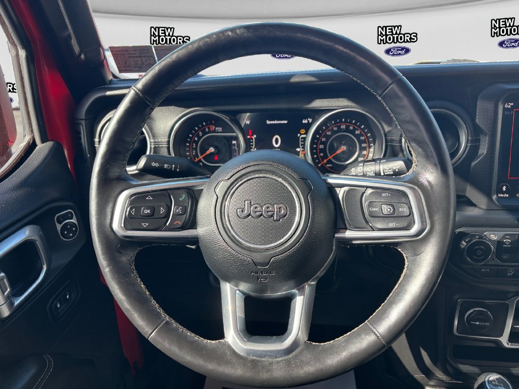 2019 Jeep Wrangler photo 13 of 16