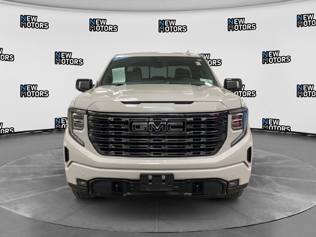 2025 GMC Sierra 1500 photo 8 of 16