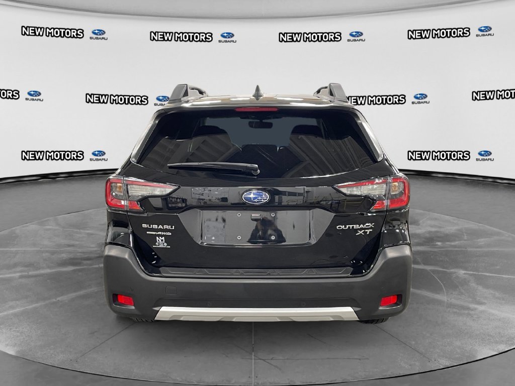 2025 Subaru Outback photo 4 of 17