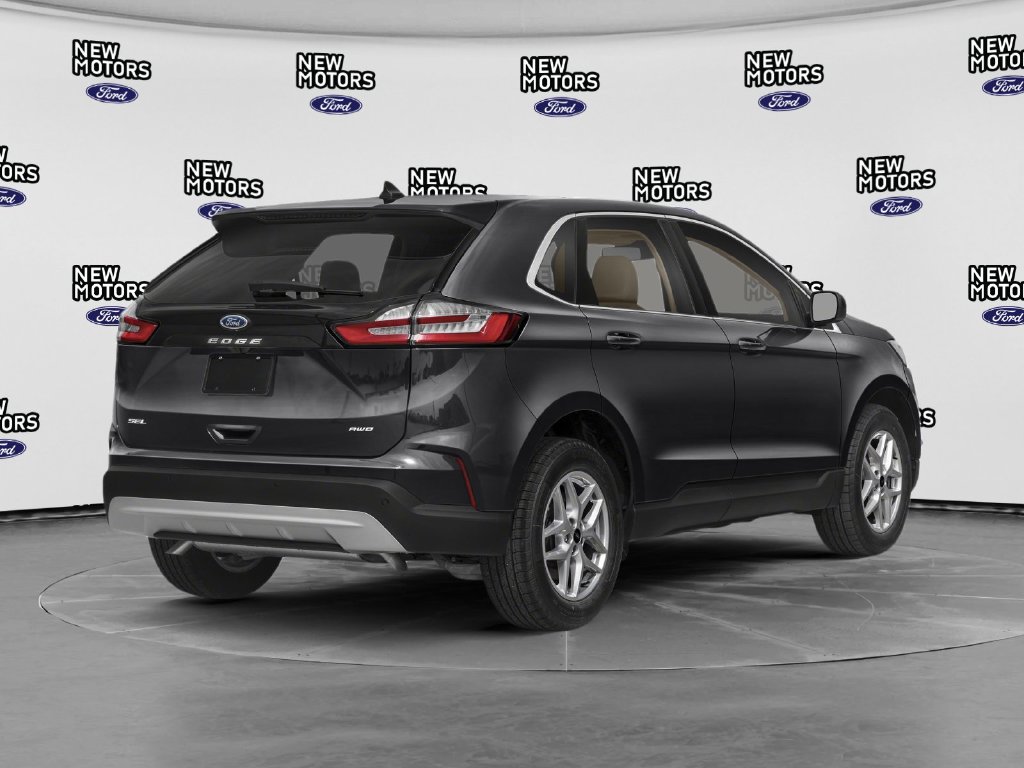 2024 Ford Edge photo 2 of 11