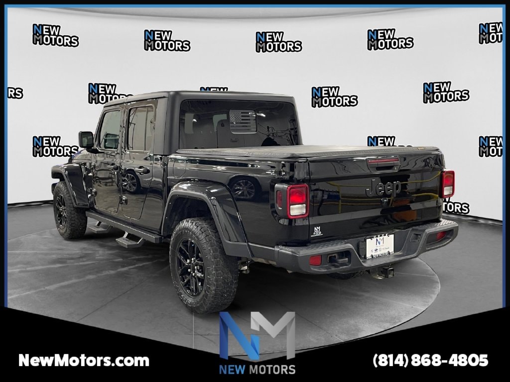2023 Jeep Gladiator photo 3 of 15