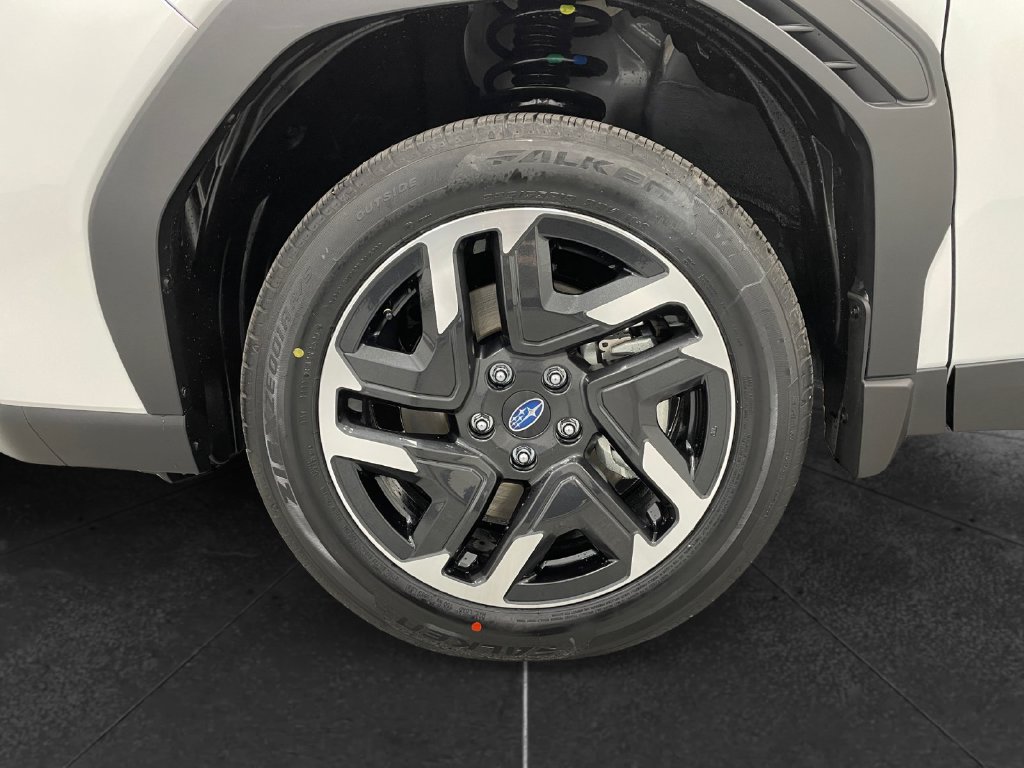 2026 Subaru Forester photo 15 of 16
