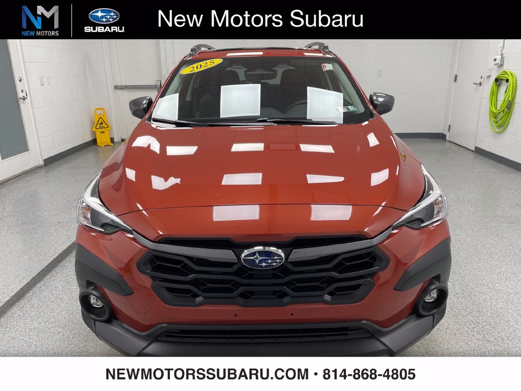 2025 Subaru Crosstrek photo 2 of 16