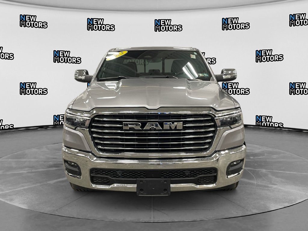 2025 Ram 1500 photo 8 of 15