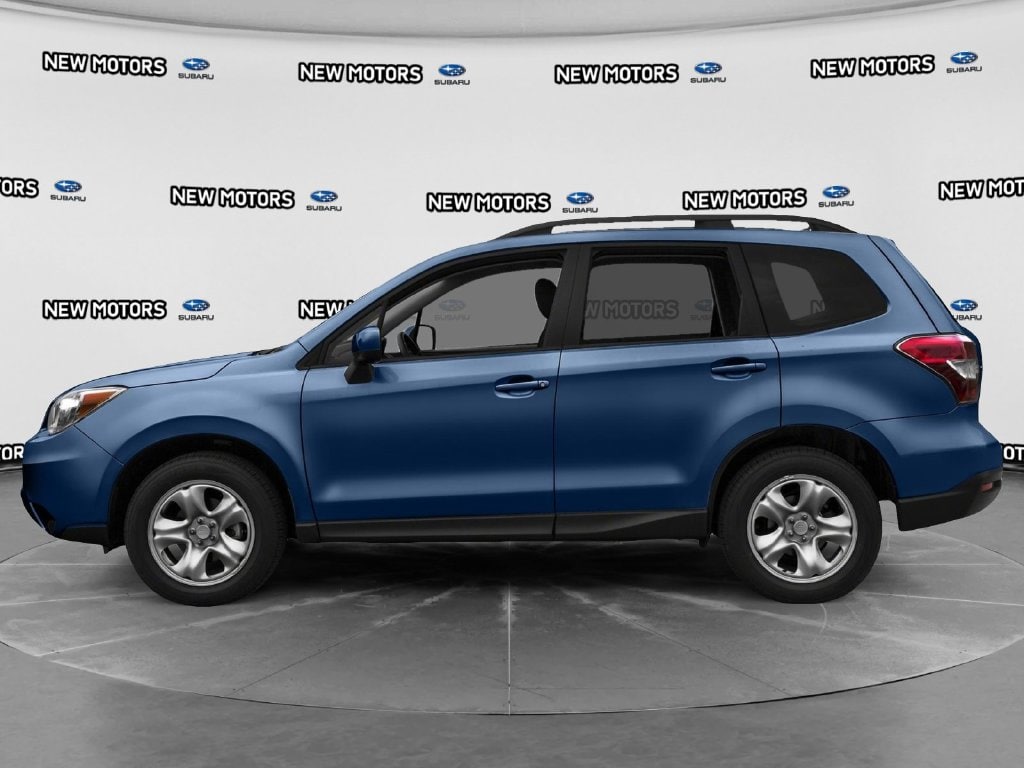 2016 Subaru Forester photo 3 of 10