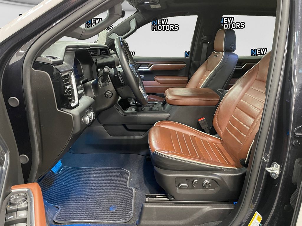 2025 GMC Sierra 1500 Denali Ultimate Titanium at New Motors